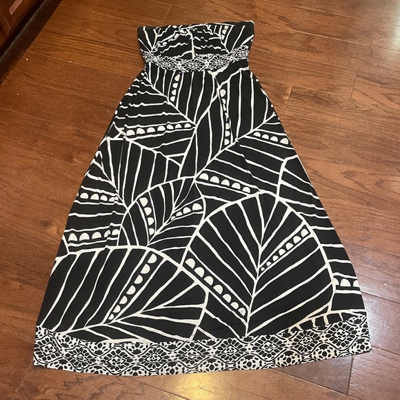 White House Black Market Leaf Print Strapless Tube Maxi Dress Size medium - Picture 3 of 5